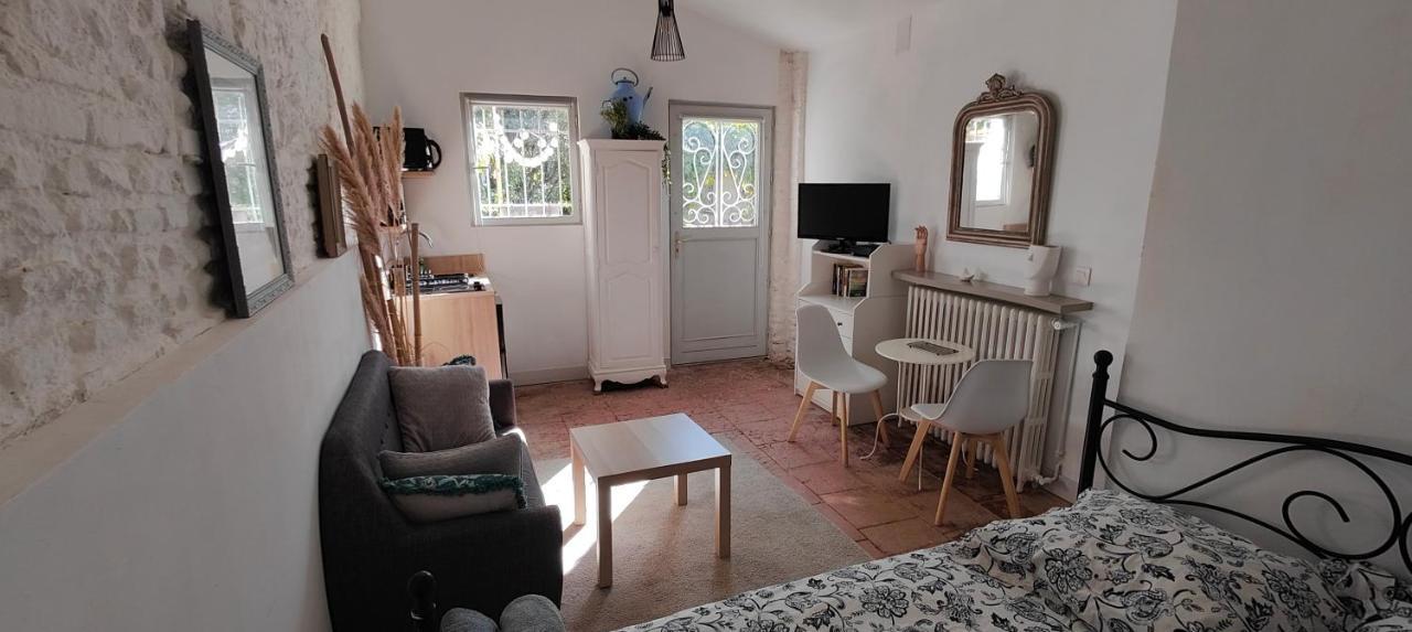 Studio Avec Jardin A 10 Mn A Pied Du Centre Ville Toulouse Luaran gambar